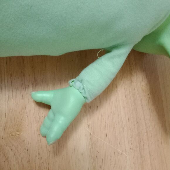 Baby Yoda Plush Doll Star Wars Grogu Stuffed Toy Soft & Cuddly - Picture 12 of 13